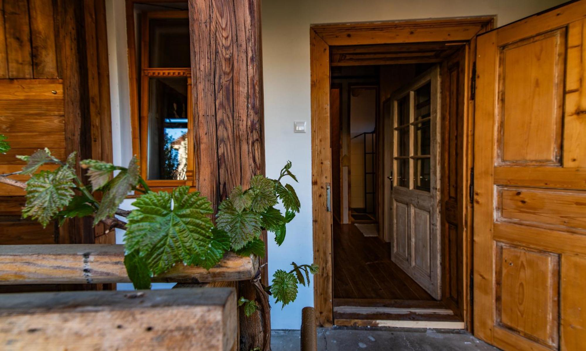 Minifaktura Loft Apartman & Reggelizo Es Etelbar Szokolya Exterior photo